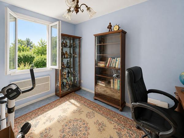 Maison de plain-pied - 6 pièces - 105m²