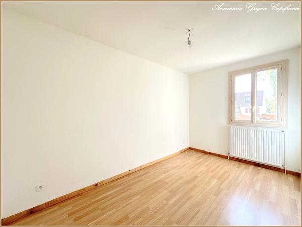 COURVILLE SUR EURE (28) Maison a vendre: plain pied, 3 chambres, sous-sol total, terrain 609 m²