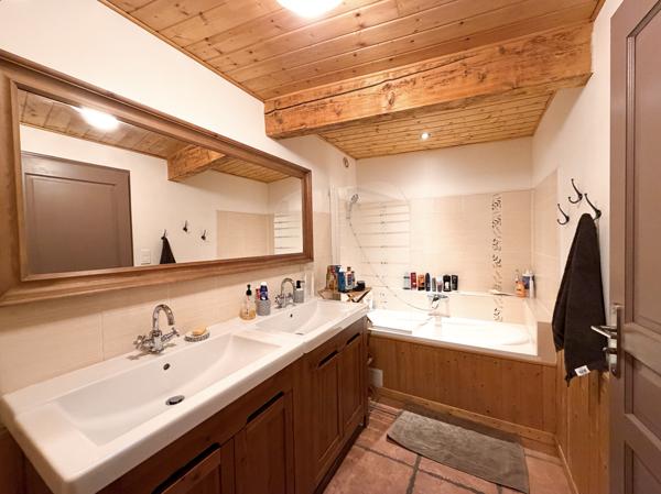 Rians (83560) Maison de village 100 m² avec terrasse