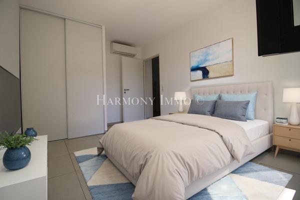 AJACCIO - APPARTEMENT 3 PIÈCES EN DERNIER ÉTAGE AVEC TERRASSE ET PARKING