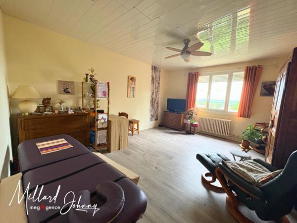 Appartement à MONTCEAU-LES-MINES, 71300 - 2 pièces 64m²