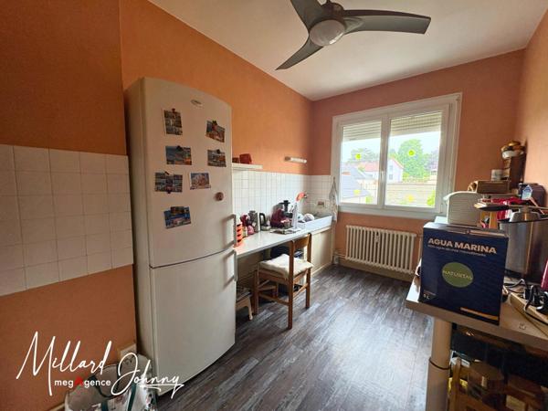 Appartement à MONTCEAU-LES-MINES, 71300 - 2 pièces 64m²
