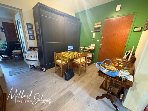 Appartement à MONTCEAU-LES-MINES, 71300 - 2 pièces 64m²