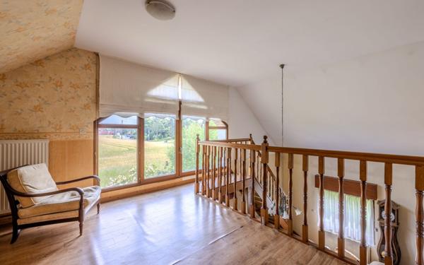 Maison à vendre    3 pièces • 195 m2 Bersée