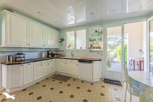 Maison à vendre |  Chambray-lès-Tours |  10 pièces | 185 m²