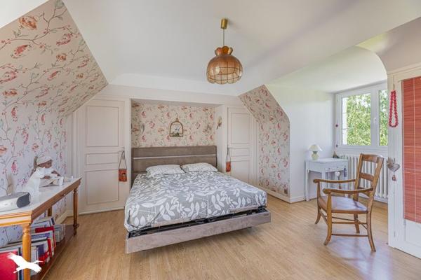 Maison à vendre |  Chambray-lès-Tours |  10 pièces | 185 m²