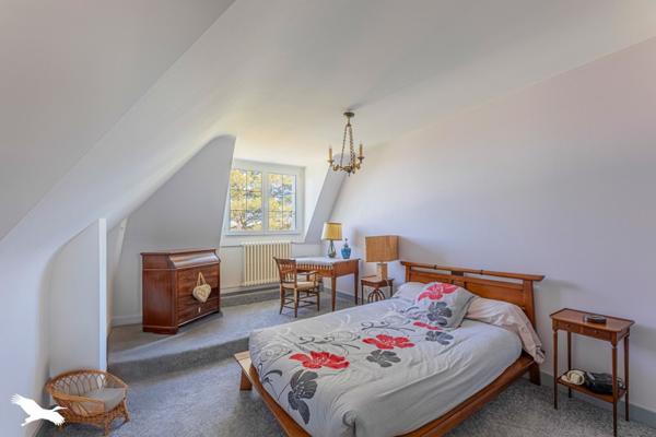 Maison à vendre |  Chambray-lès-Tours |  10 pièces | 185 m²