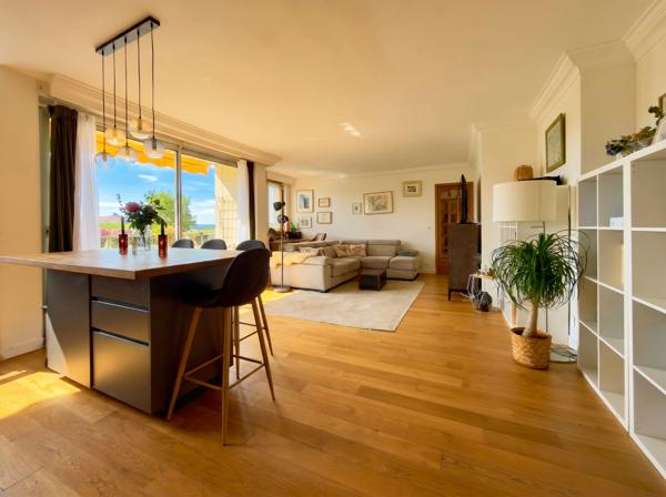 Magnifique appartement, dernier étage, à Marly Le Roi