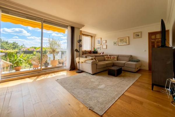 Magnifique appartement, dernier étage, à Marly Le Roi