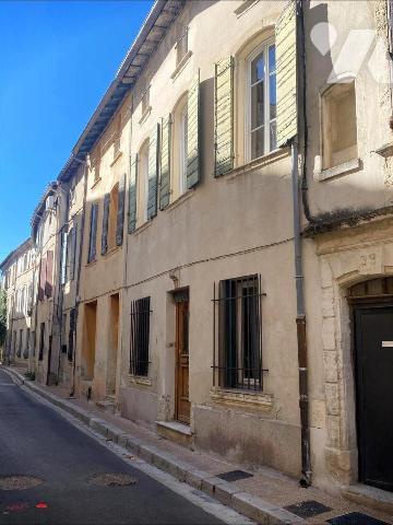 MAISON DE VILLAGE  avec cour - 2 LOGEMENTS - GARAGE