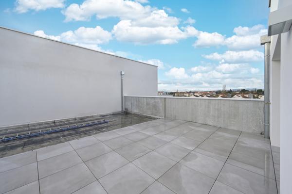 T4 récent et sa grande terrasse de plus de 40m2 en dernier étage terrasse Détails des diagnostics énergétiques