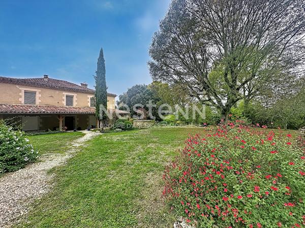 Maison à vendre Ordan Larroque 4 pièces 131 m2 avec jardin arboré