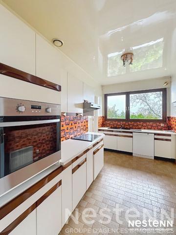 Maison d'Architecte à Vendre - Saint-Marcel - 163 m² sur Terrain Arboré de 1500 m²