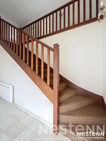 Maison d'Architecte à Vendre - Saint-Marcel - 163 m² sur Terrain Arboré de 1500 m²