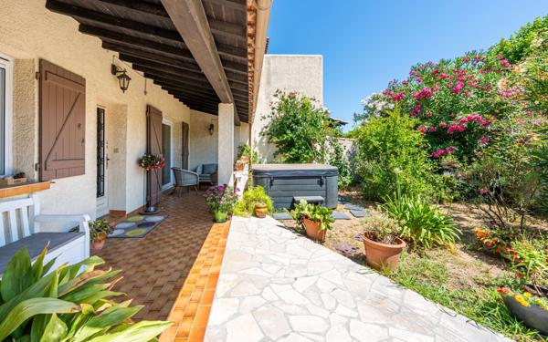 Maison à vendre    5 pièces •  Lunel