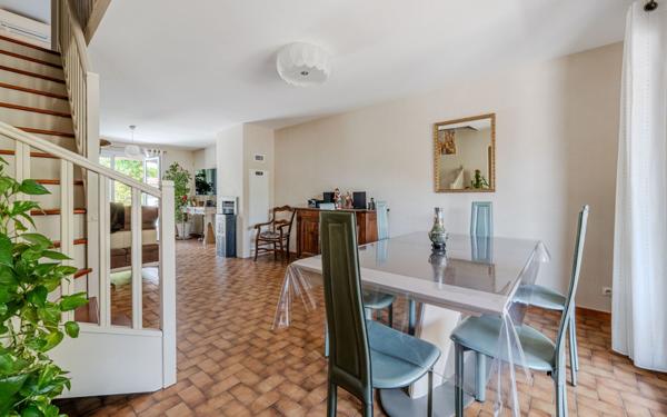 Maison à vendre    5 pièces •  Lunel