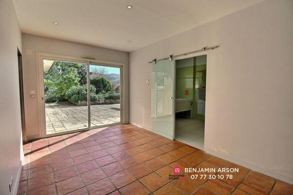 Villa Vimines 9 pièces - 5 chambres - 305 m2