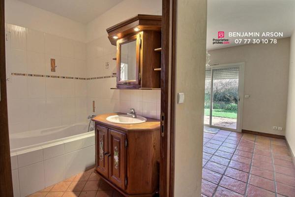 Villa Vimines 9 pièces - 5 chambres - 305 m2