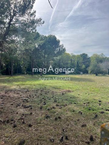 Terrain à SAINT-AUBIN-DE-MEDOC, 33160 - 937m²