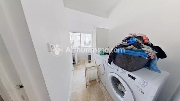 Vente                                                      Maison
                        
                     5 pièces                      123 m2                     à Périgueux