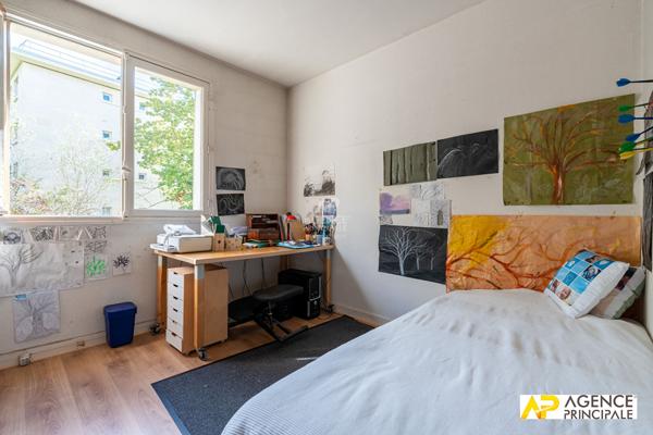 Appartement Maisons Laffitte 4 pièce(s) 69.93 m2 310 000 € **  - Référence  4753