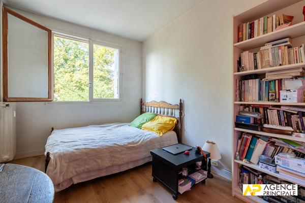 Appartement Maisons Laffitte 4 pièce(s) 69.93 m2 310 000 € **  - Référence  4753