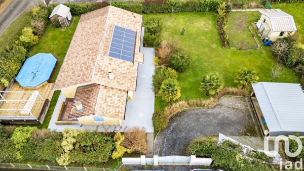 Maison 4 pièces de 117 m² à Saint-Martin-de-Hinx (40390)