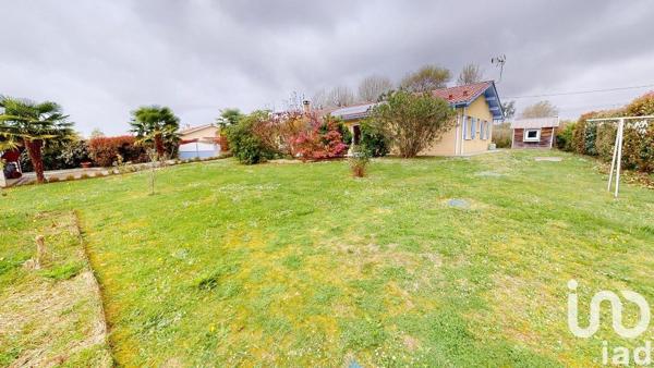 Maison 4 pièces de 117 m² à Saint-Martin-de-Hinx (40390)