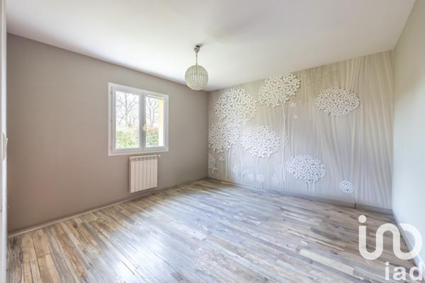 Maison 4 pièces de 117 m² à Saint-Martin-de-Hinx (40390)