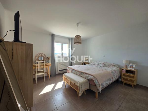 Maison à vendre à Laudun l'Ardoise - 5 pièces, 120 m², terrain 556 m²
