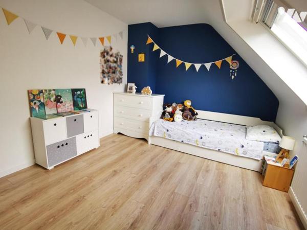 SAINT-AVE
