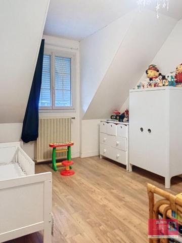 77230 Dammartin en Goele- Maison familiale avec jardin et sous-sol total