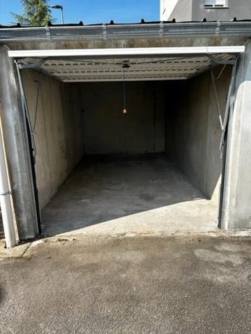 Parking / Box à louer à Chenôve (21300)