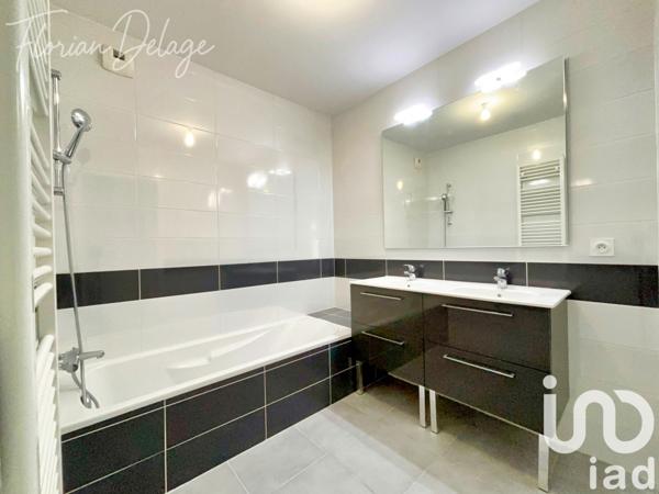 Appartement à vendre 4 pièces 93 m² Saint-Julien-en-Genevois