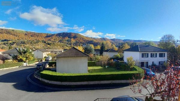 Maison à vendre à Vic-sur-Cère dans le Cantal (15800), ref : MG/2463