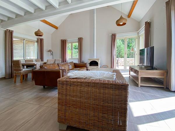 Très belle villa haut de gamme à proximité du village de Vétheuil