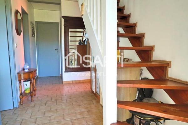 Biscarrosse: Maison Landaise avec Potentiel et dépendances