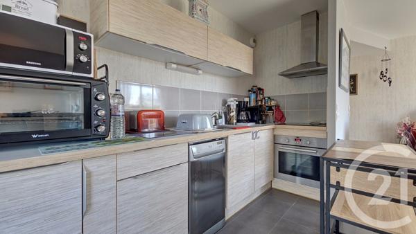 Appartement T3 à vendre  3 pièces - 64 m2 THEIX NOYALO - 56