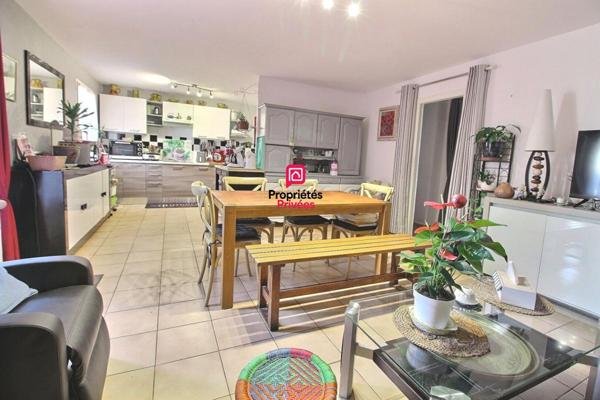 Appartement 75 m² en Location -  3 chambres à Saint Hippolyte Du Fort
