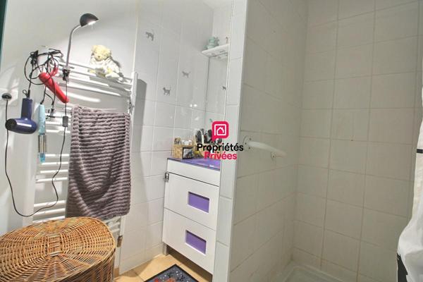 Appartement 75 m² en Location -  3 chambres à Saint Hippolyte Du Fort