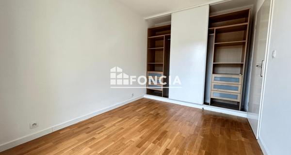 Location Appartement 4 pièces 76.34 m² - Issy-les-moulineaux 92130