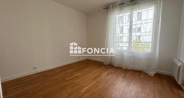 Location Appartement 4 pièces 76.34 m² - Issy-les-moulineaux 92130