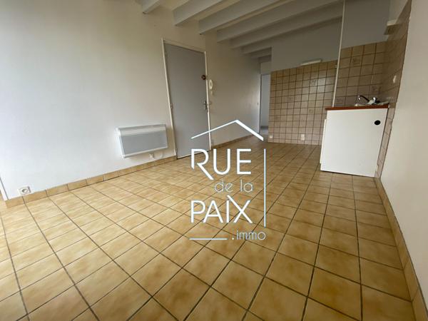 86140 LENCLOITRE Appartement Lencloitre 2 pièce(s) 30 m2