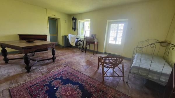 Grande maison ancienne de 213 m² avec dépendance et parc arboré