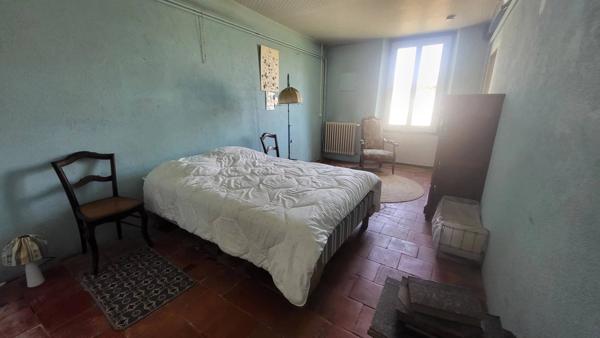 Grande maison ancienne de 213 m² avec dépendance et parc arboré