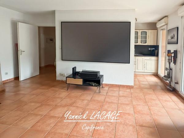Appartement T3 en rez-de-jardin, fonctionnel et confortable, avec terrasse privative et stationnement MARSEILLE 13014