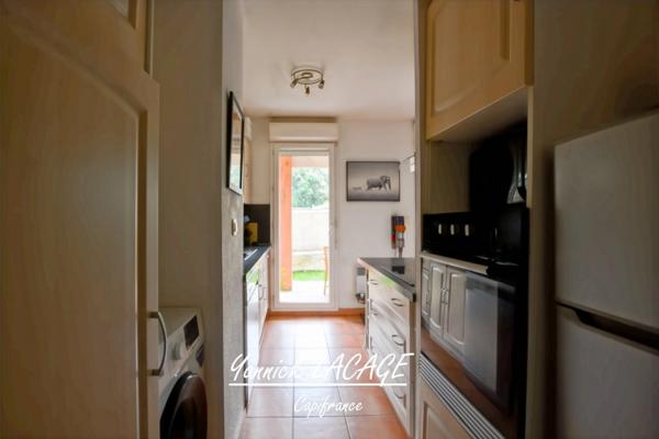 Appartement T3 en rez-de-jardin, fonctionnel et confortable, avec terrasse privative et stationnement MARSEILLE 13014