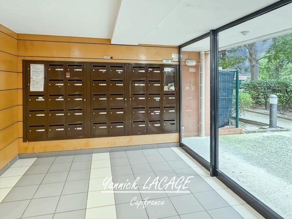 Appartement T3 en rez-de-jardin, fonctionnel et confortable, avec terrasse privative et stationnement MARSEILLE 13014