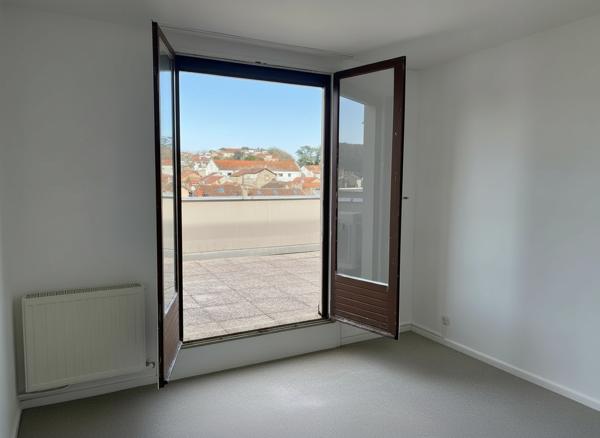 Appartement T3 avec terrasse et garage Centre-ville de Cahors Cahors