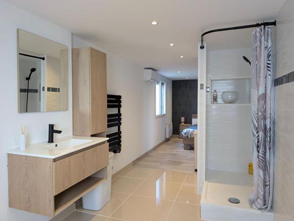 Maison de 130 m2 avec 4 chambres, garage, sur terrain de 579 m²